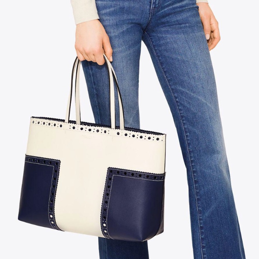 Gently used.Tory Burch Block T-Brogue Leather Tote